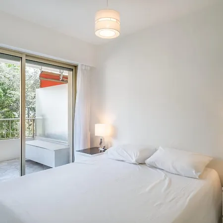 Appartamento Nice One Bedroom Close To The Martinez